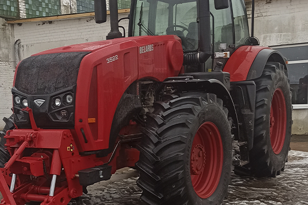 Парк КСУП «Имени Дзержинского» пополнился ещё одним мощным трактором Беларус-3522!